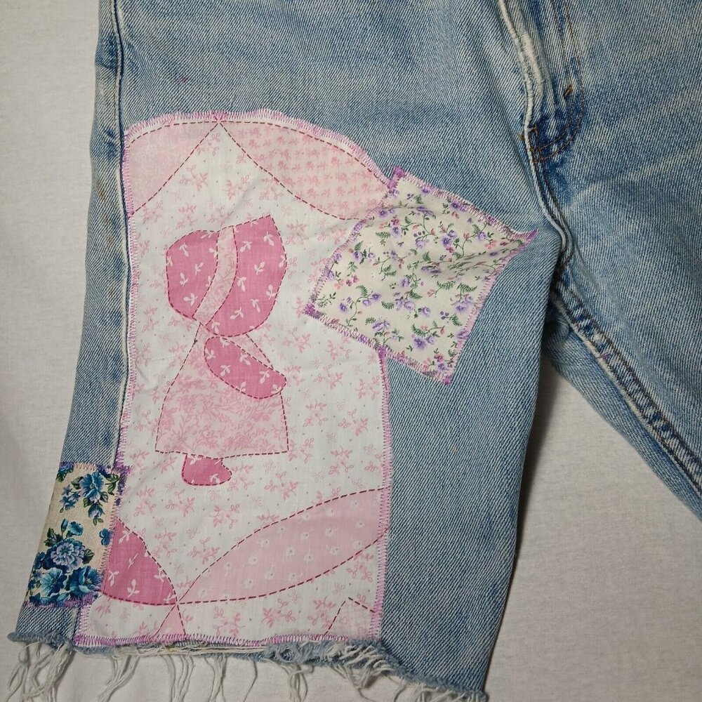 Jean Shorts Size 32 Patchwork Cottagecore Bonnet Girl Upcycl Distressed Floral - Picture 5 of 16